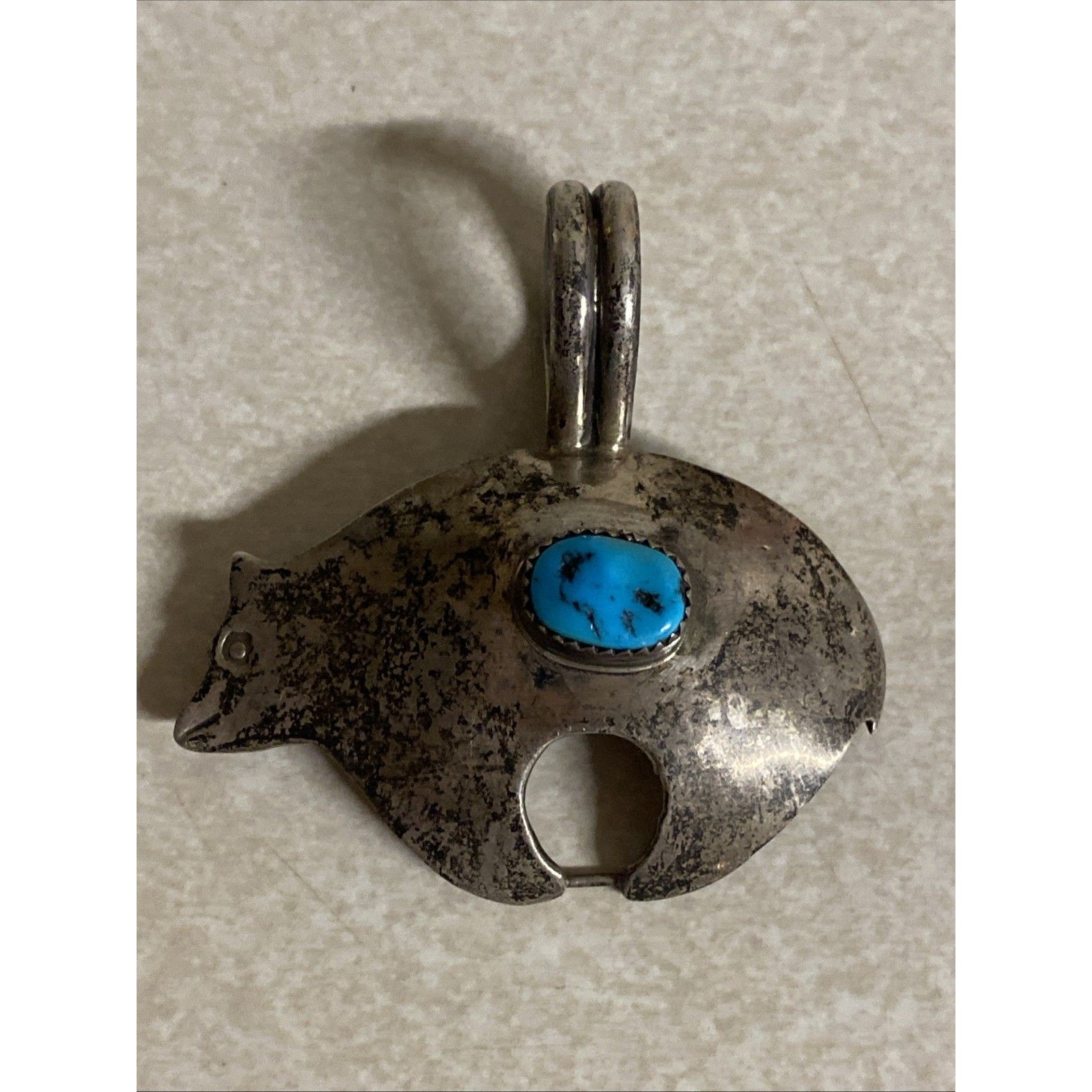 Vintage Navajo Native American Sterling Silver Bear Pendant With Turquoise